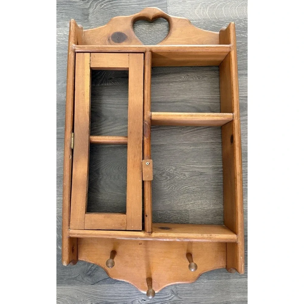 Vintage Wooden Trinket  Heart Cut Out Cottage Core Peg Shelve